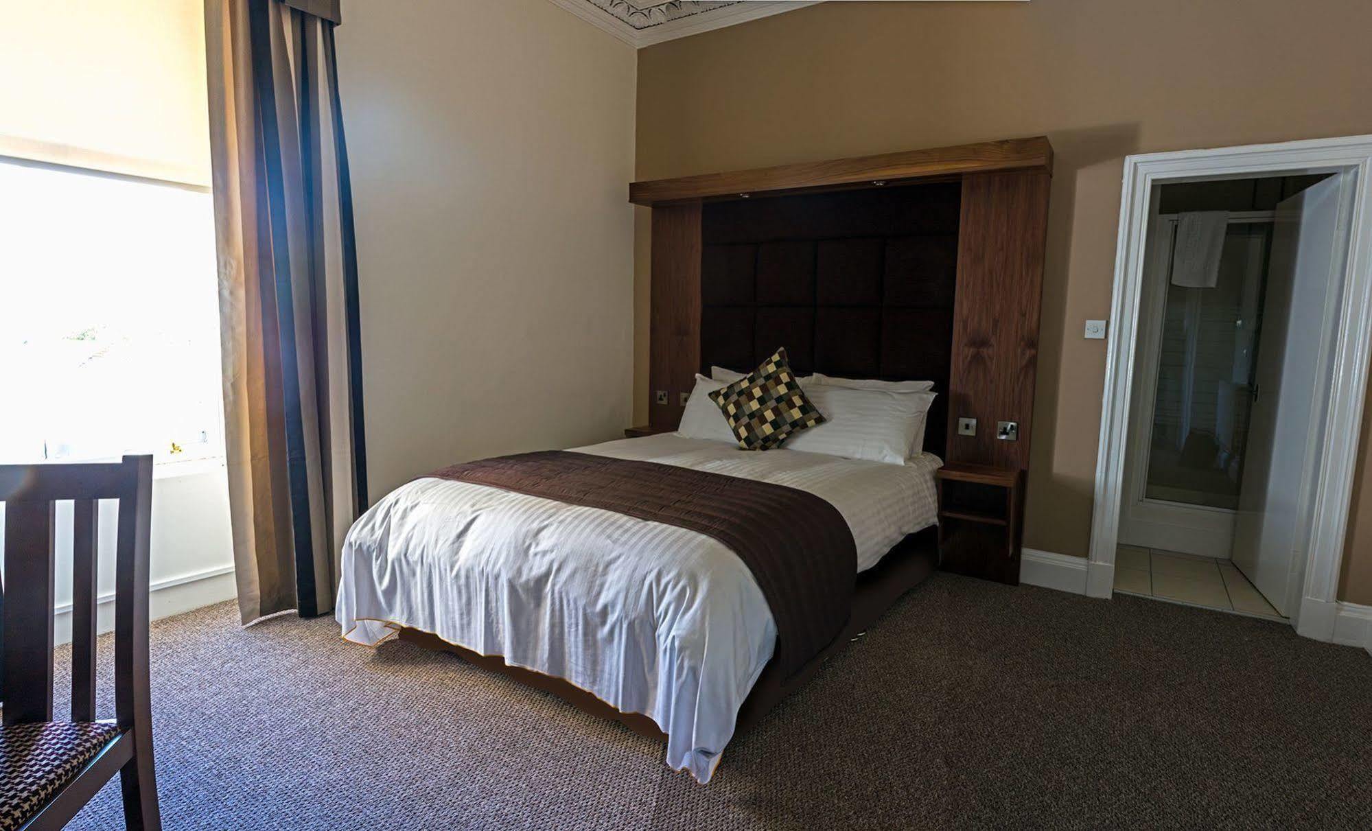 Strathearn Hotel Kirkcaldy Dış mekan fotoğraf